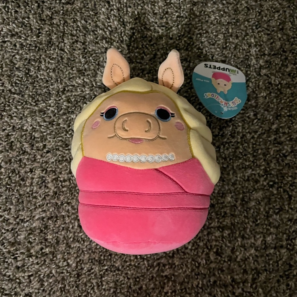 Mrs. Piggy Muppets Squishmallow